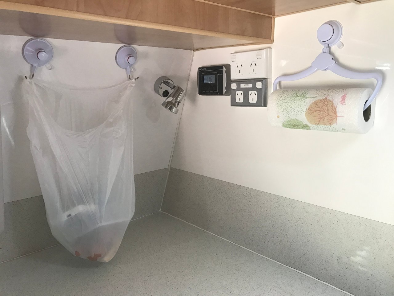 Suction hooks - bin and paper towel holder